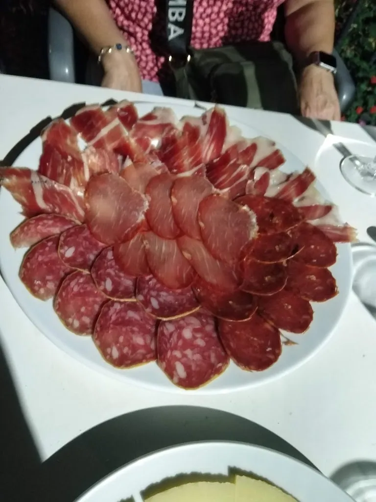 Menu_Hostal Los Rosales_Logrosán_image_7