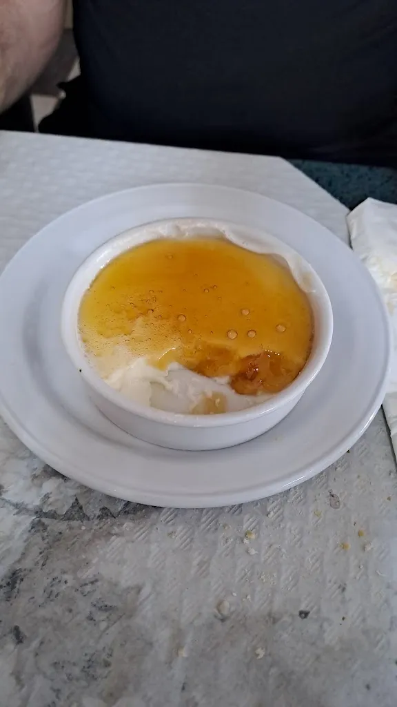 Nuria B. Muñoz_Hostal Los Rosales_Logrosán_review