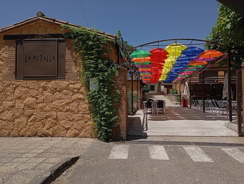 La Muralla de Gredos_Madrigal de la Vera_slider_image_3