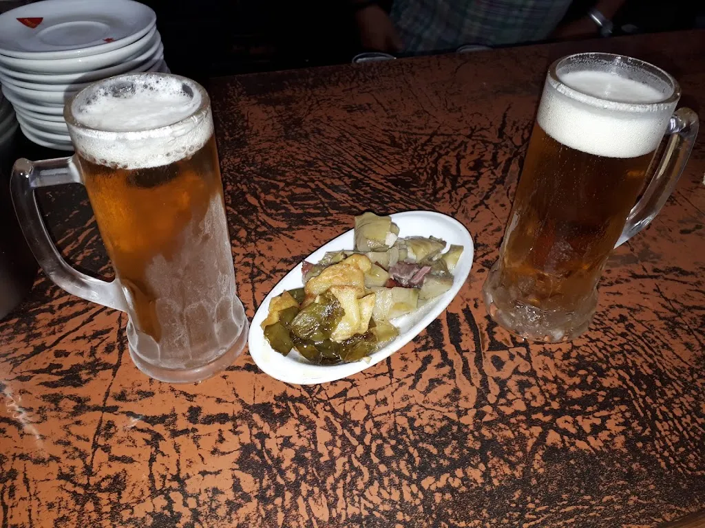 Cafe-Bar Tola_Madrigalejo_slider_image_2