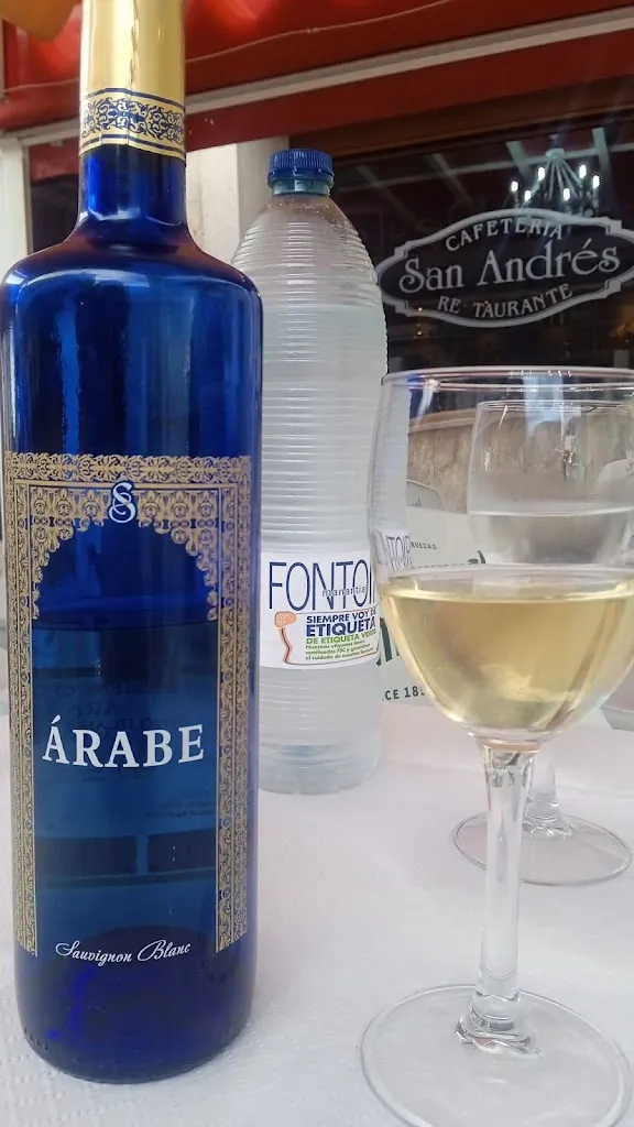 Julia Ortega Calvo_Cafetería san Andrés_Madroñera_review