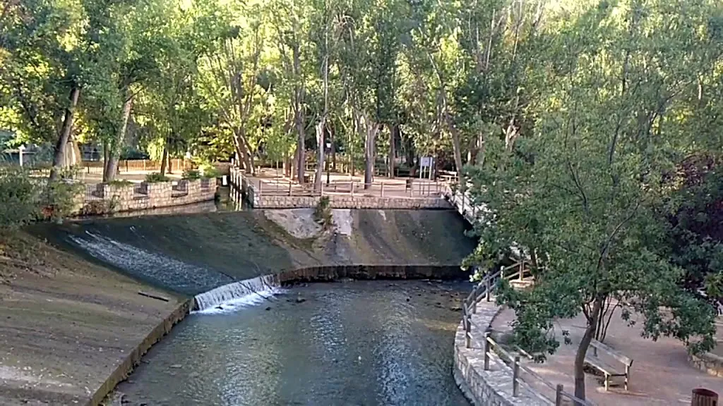Hotel Pelayo restaurant in Alcalá del Júcar