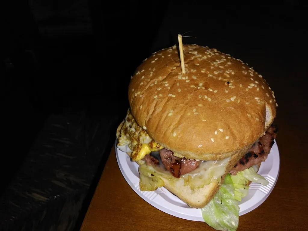 El Rincón de Rober restaurant in Madroñera