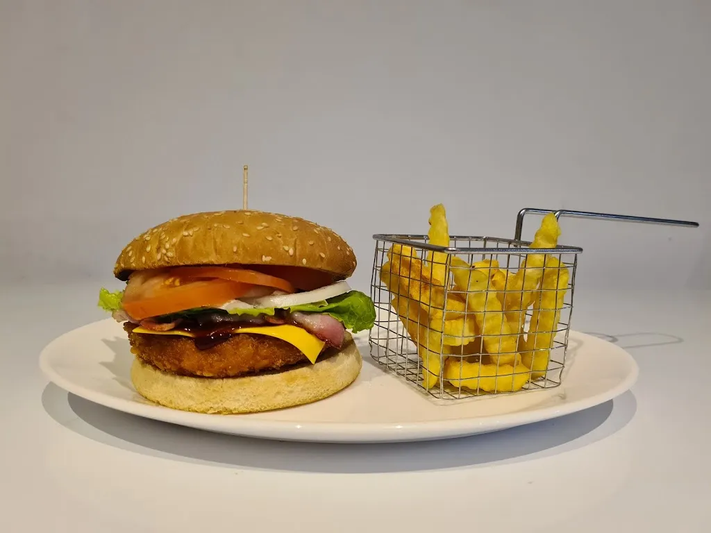 Menu_Cafetería Zona Vip_Madroñera_image_1