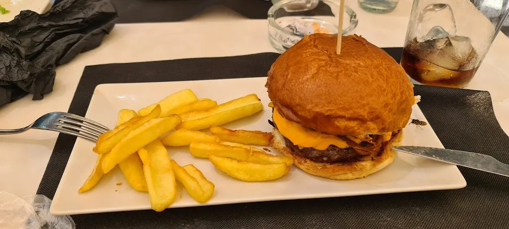 Menu_Bar-terraza Piscina Vadillo_Losar de la Vera_image_8