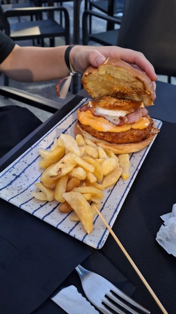 Menu_Bar-terraza Piscina Vadillo_Losar de la Vera_image_9