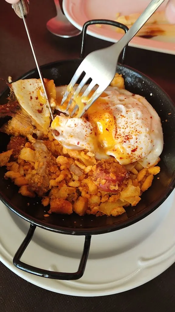 Cafetería Restaurante Fezur_Jaraíz de la Vera_slider_image_2