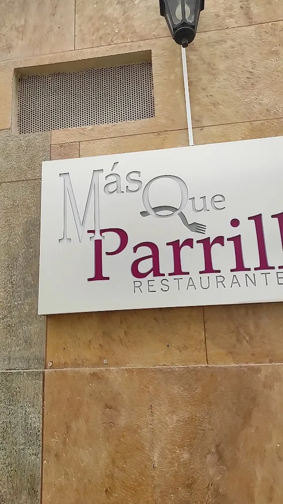 Restaurante Más Que Parrilla_Hervás_slider_image_2