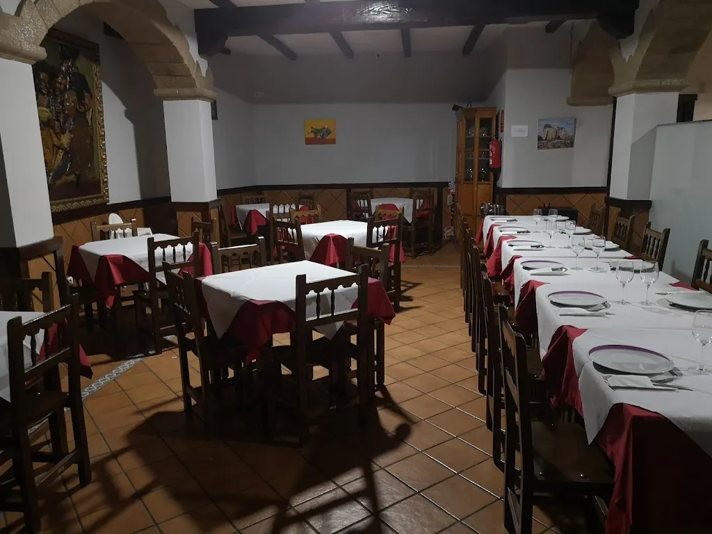 Mesón El Paso_Malpartida de Cáceres_slider_image_1