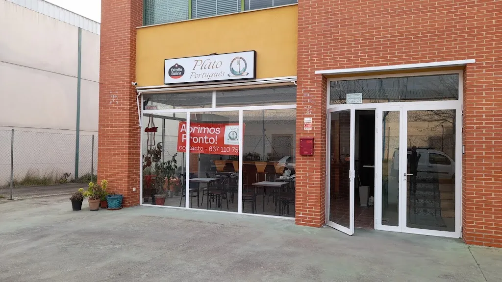 Plato português_Malpartida de Cáceres_slider_image_1