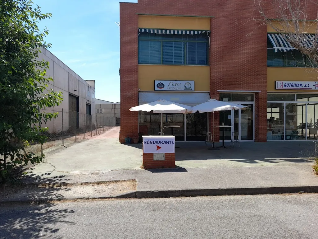 Plato português_Malpartida de Cáceres_slider_image_3