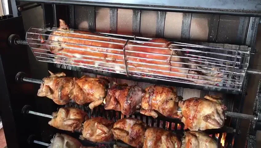 Asador Los Barruecos restaurant in Malpartida de Cáceres