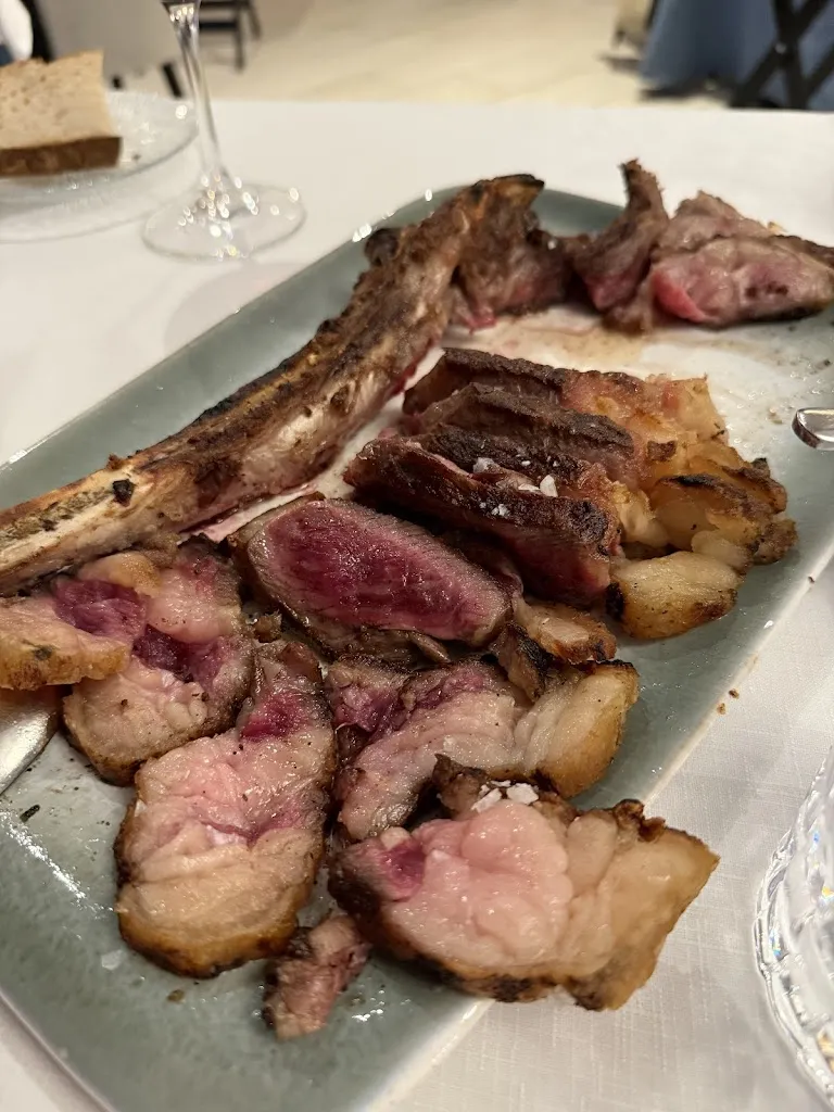 Bryce Dennis_TreZe Restaurante_Monroy_review