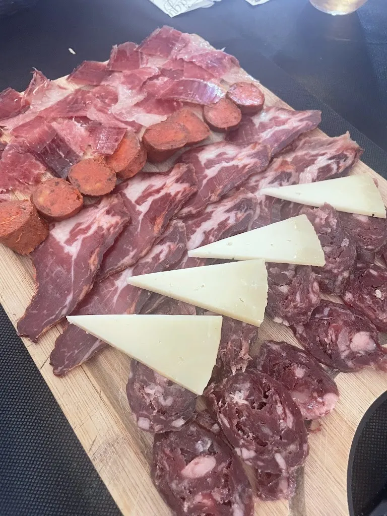 irene joana batuecas duelt_Restaurante BraseriaRuta las Hurdes_Mohedas de Granadilla_review