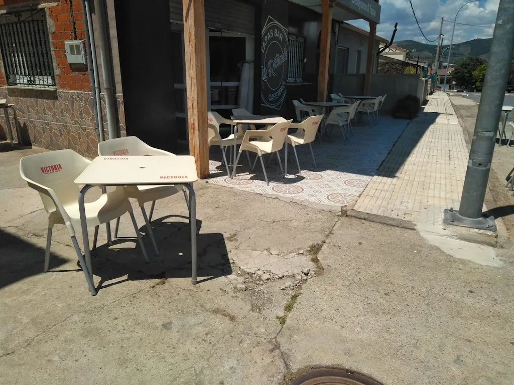 Cafeteria La Rotonda_Mohedas de Granadilla_slider_image_2