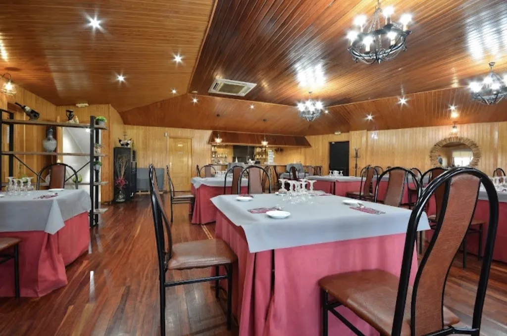 Restaurante El Horno de Rakel restaurant in Malpartida de Plasencia