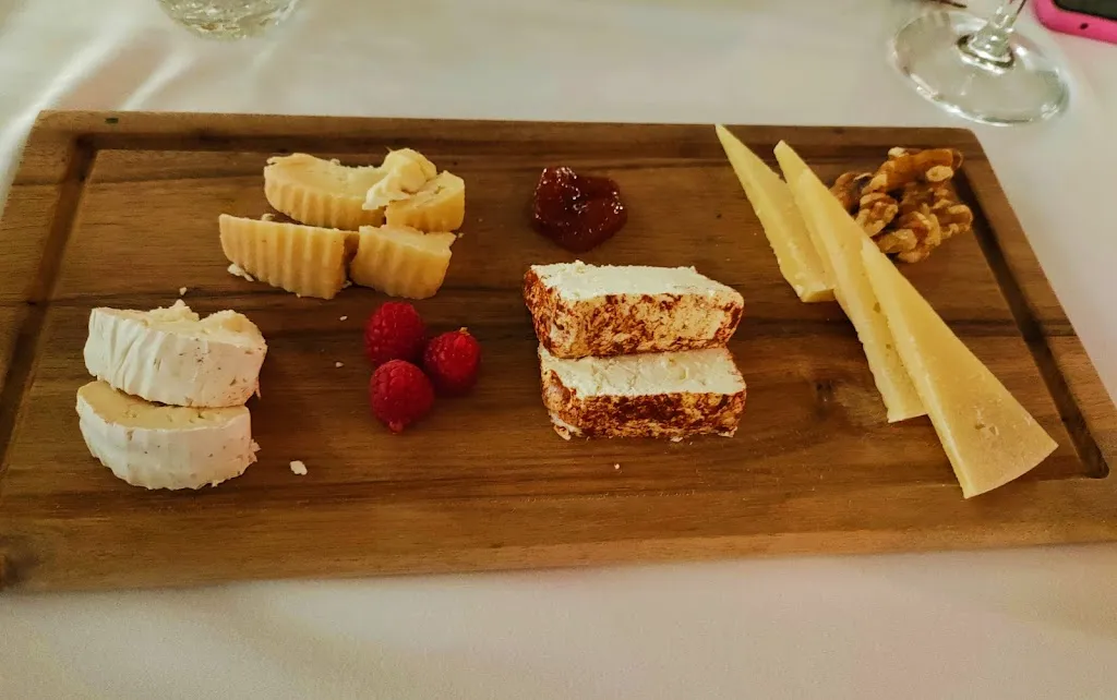 Menu_Aromë Restaurante Plasencia_Malpartida de Plasencia_immagine_8