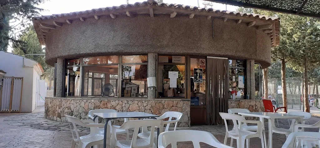 Bar de la piscina_Balsa de Ves_slider_image_3