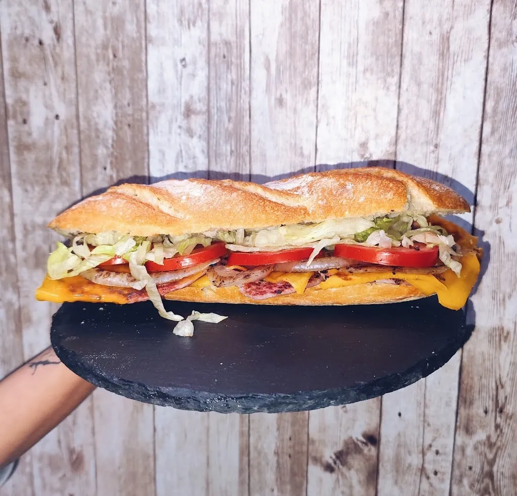 Brutal Burger_Miajadas_slider_image_3