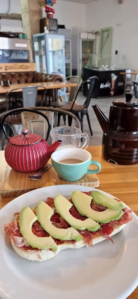 Ángeles Morillas_El jardín de la galleta Miajadas_Miajadas_review