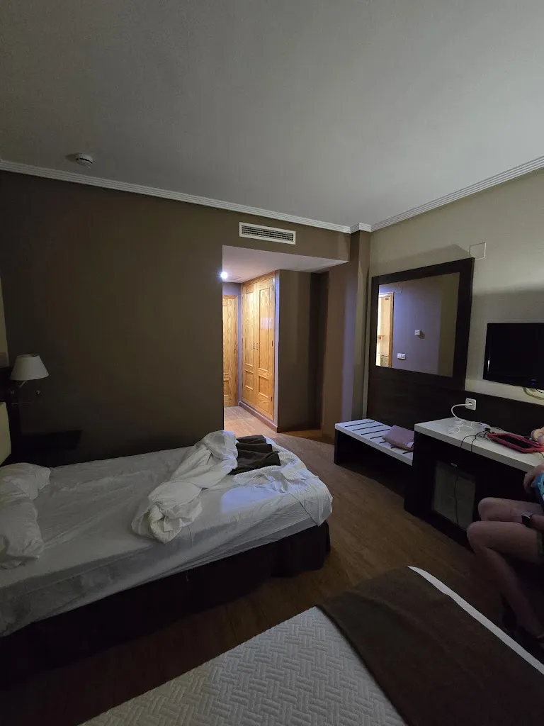 M Bodily_Hotel Triana | Restaurante_Miajadas_review