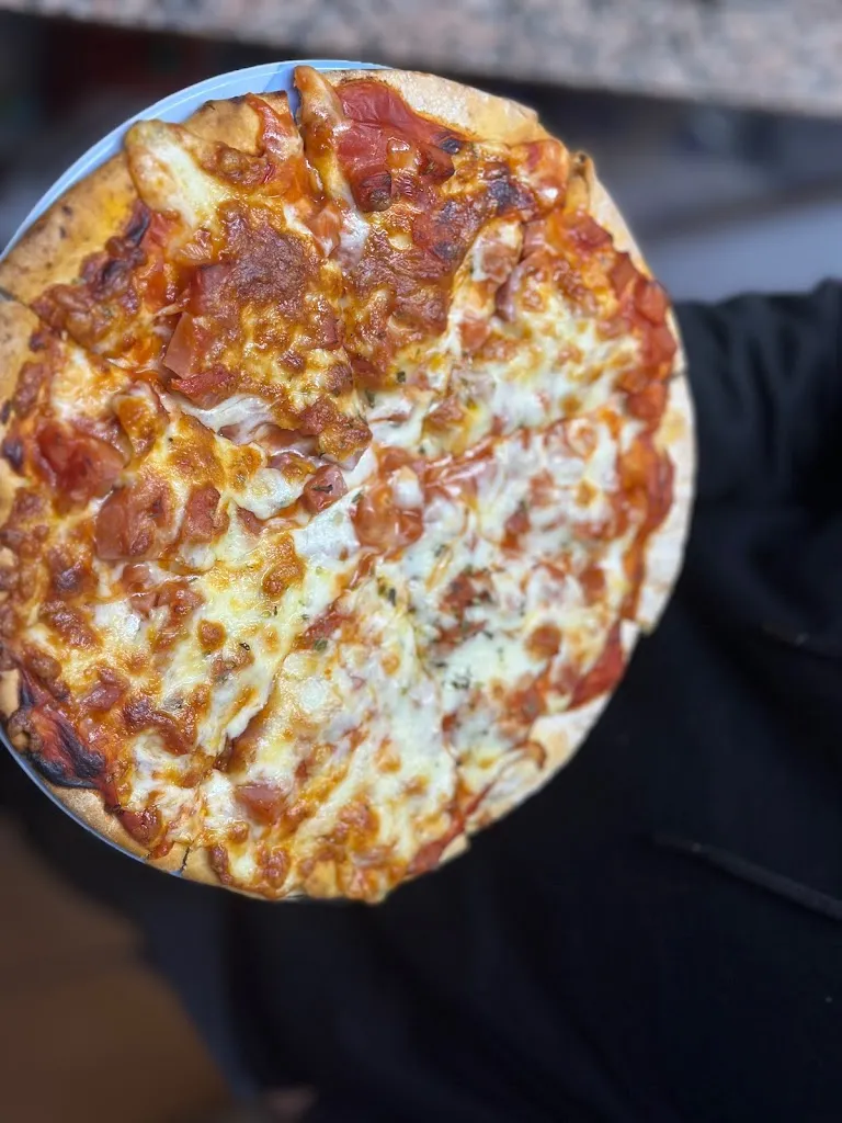 Menu_Café bar~restaurante los latinos_Navaconcejo_immagine_7