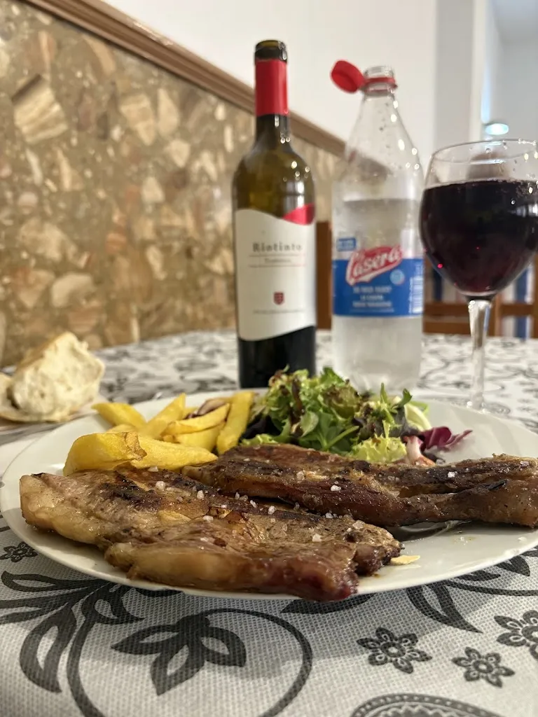 Café-Bar Restaurante Los Majetes_Navaconcejo_slider_image_2