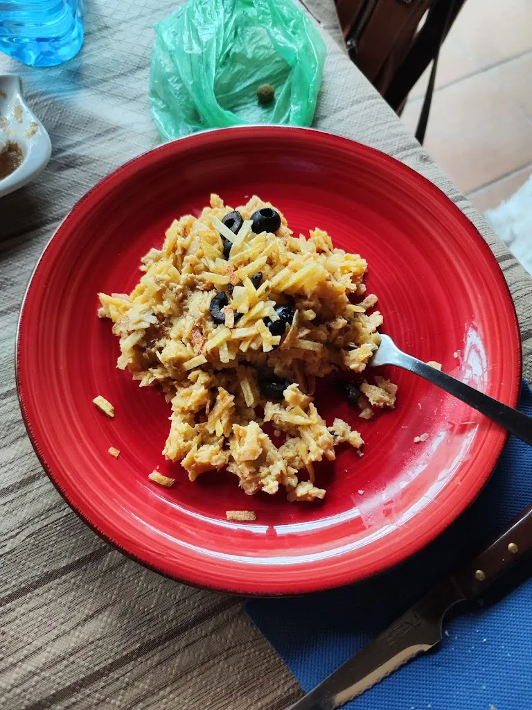 Gema María_Hostal JB_Navezuelas_review