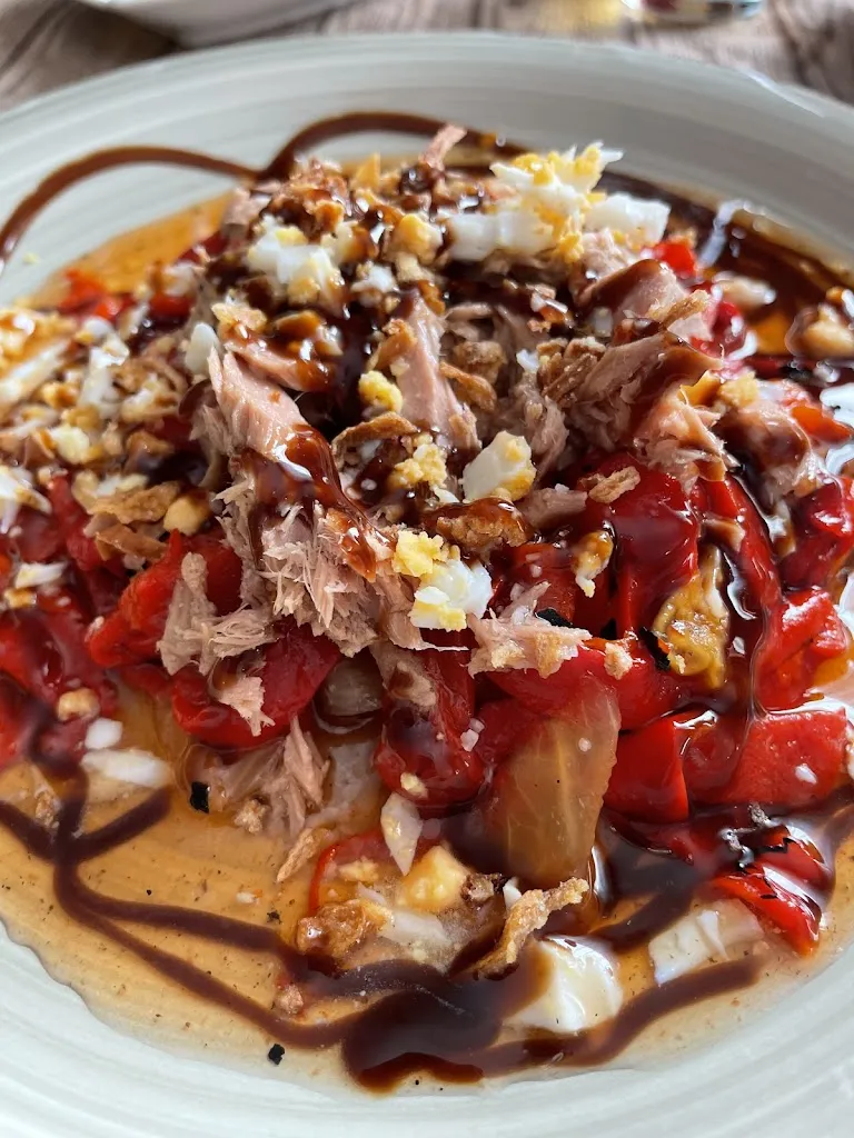 Jorge Sanchez_Hostal JB_Navezuelas_review