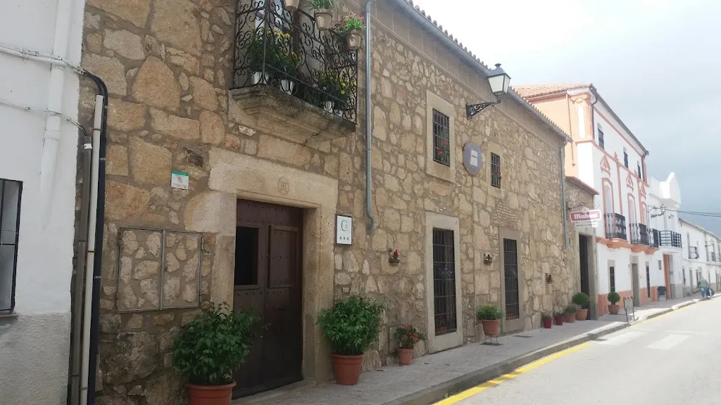 Casa Rural La Chimenea_Navas del Madroño_slider_image_3