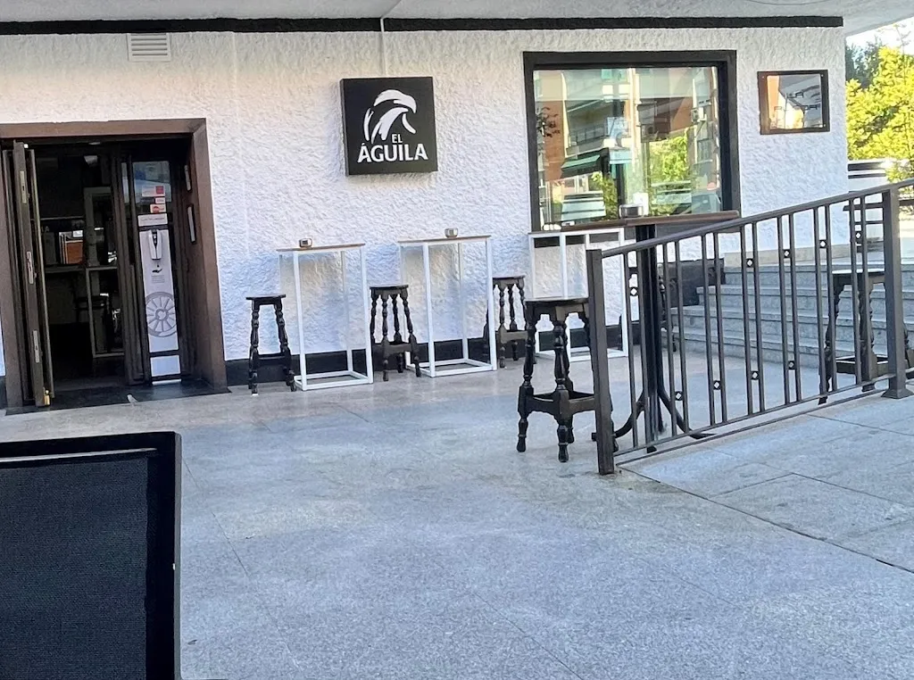 Restaurante Cervecería La Rueda_Oliva de Plasencia_slider_image_1