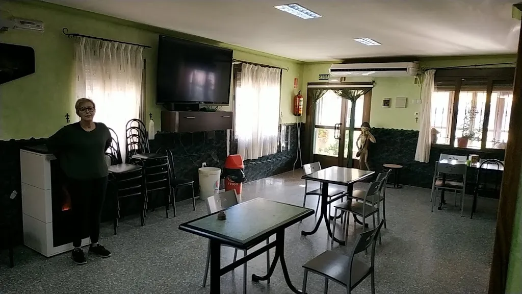 Bar ovni_Peraleda de San Román_slider_image_1