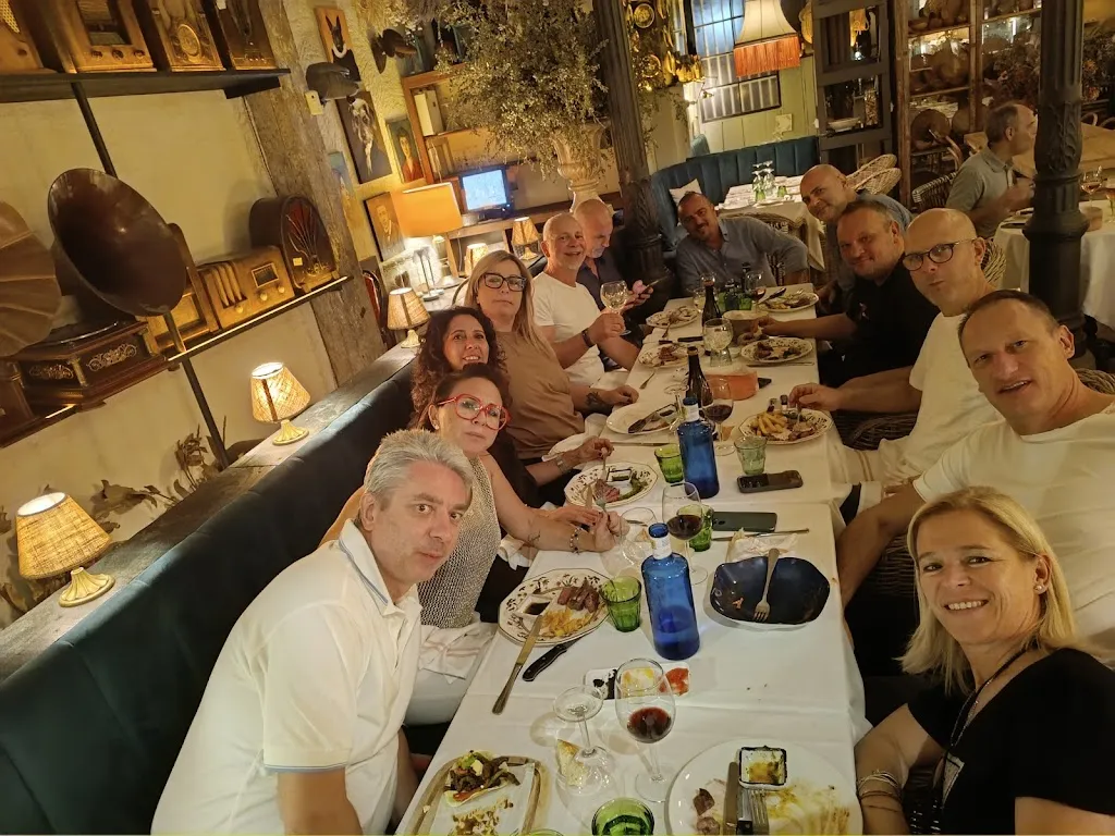 Davide Bertolin_El Perro y la Galleta - Castelló_Palomero_review