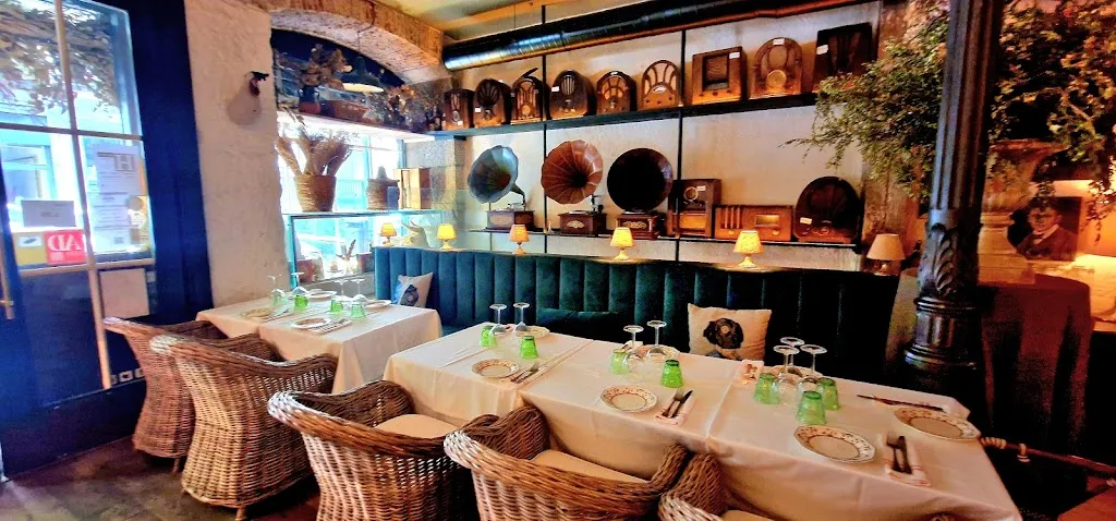 El Perro y la Galleta - Castelló_Palomero_slider_image_3