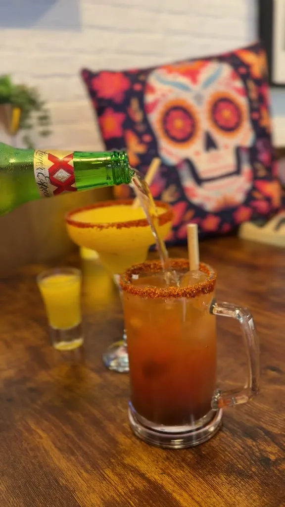 Chona La Patrona Tacos & Tragos_Moraleja_slider_image_2