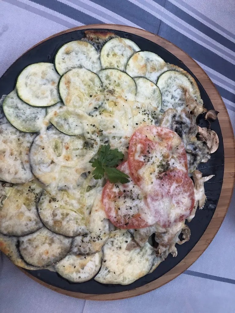 Tania Fernandez_Restaurante Cabaña Marconi_Moraleja_review