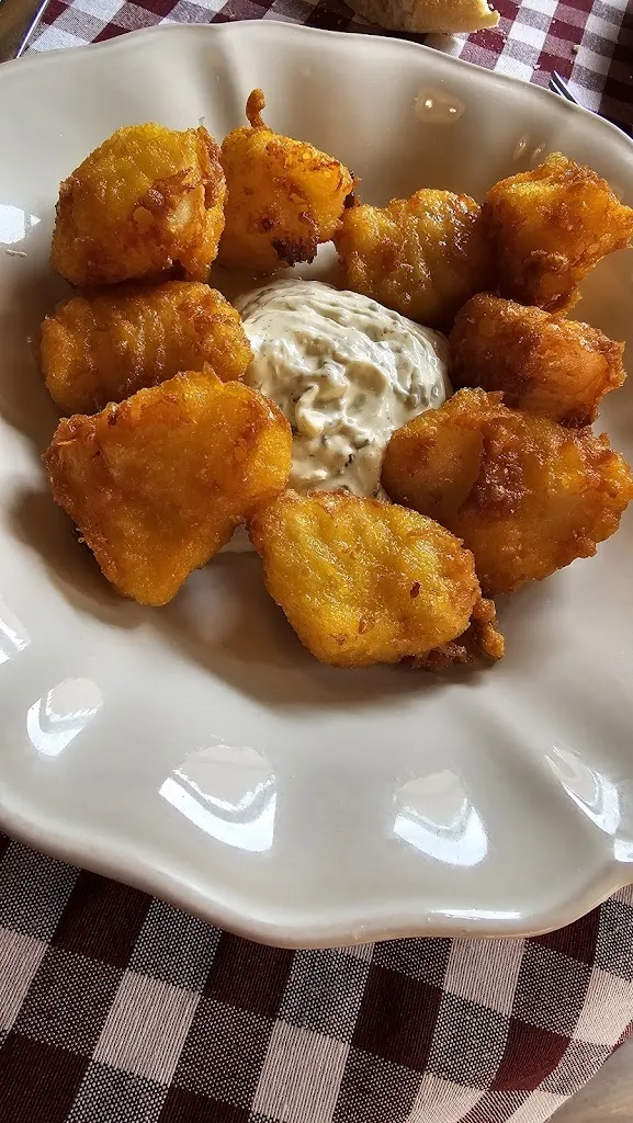 Alvaro Navarro_Casa Amparo 1948_Moraleja_recensione