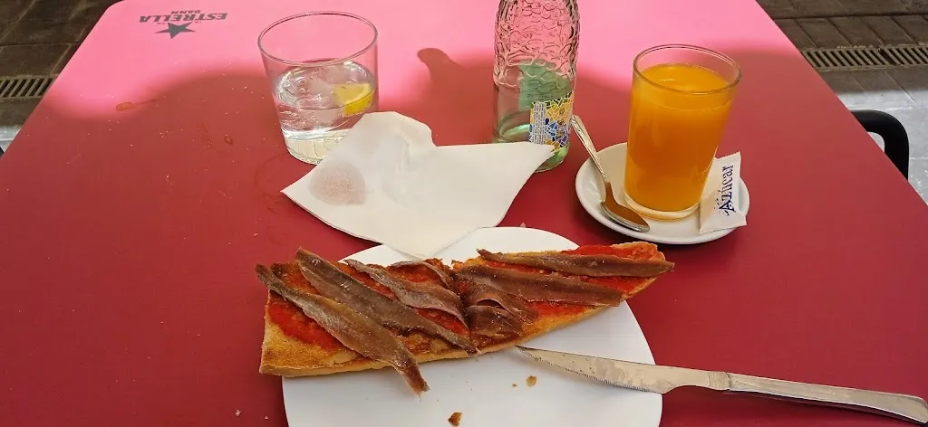 Menu_Cafeteria Juvent_Bienservida_image_6