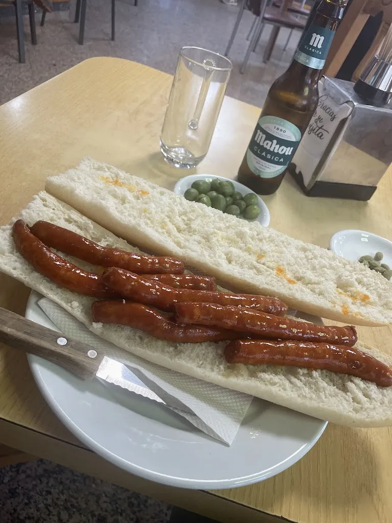 David Gómez Gualda_Cafeteria Juvent_Bienservida_review