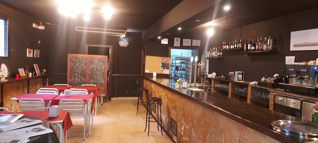 Delicias de Trigo restaurant in Perales del Puerto