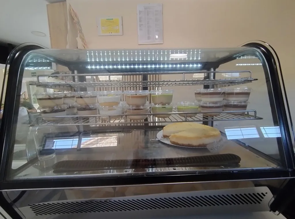 Dominika Sawczuk_Cafetería Restaurante Los Rulos_Perales del Puerto_review