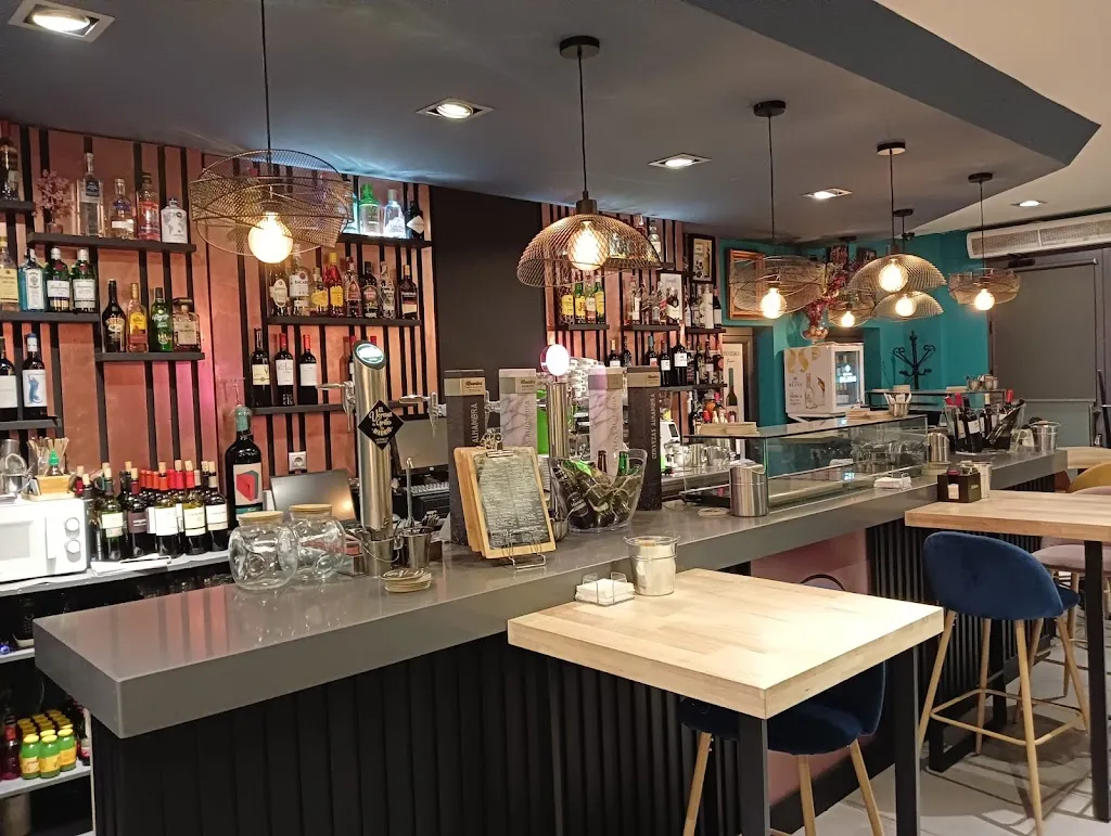 “53 Carpe Diem” restaurant in Plasencia