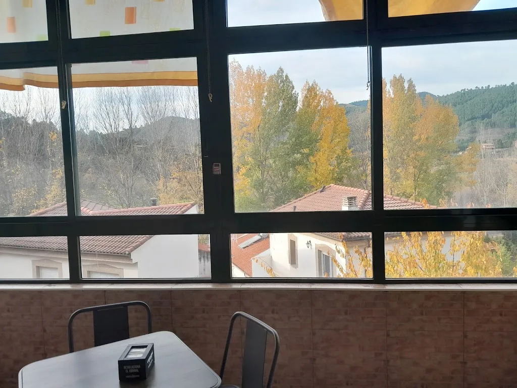 Bar Lola_Pinofranqueado_slider_image_2