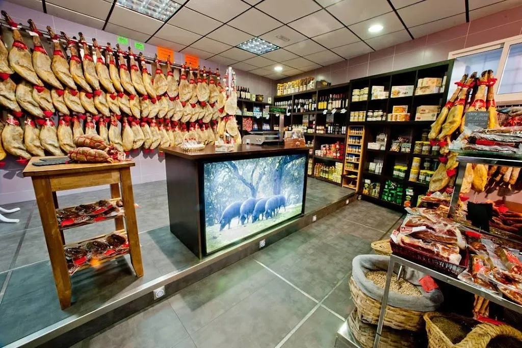 JAMONES IBÉRICOS DE BELLOTA "LA JURRE" ristorante a Piornal