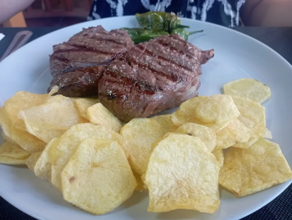 Rafael RD_Mesón Barrero_Robledillo de Gata_recensione