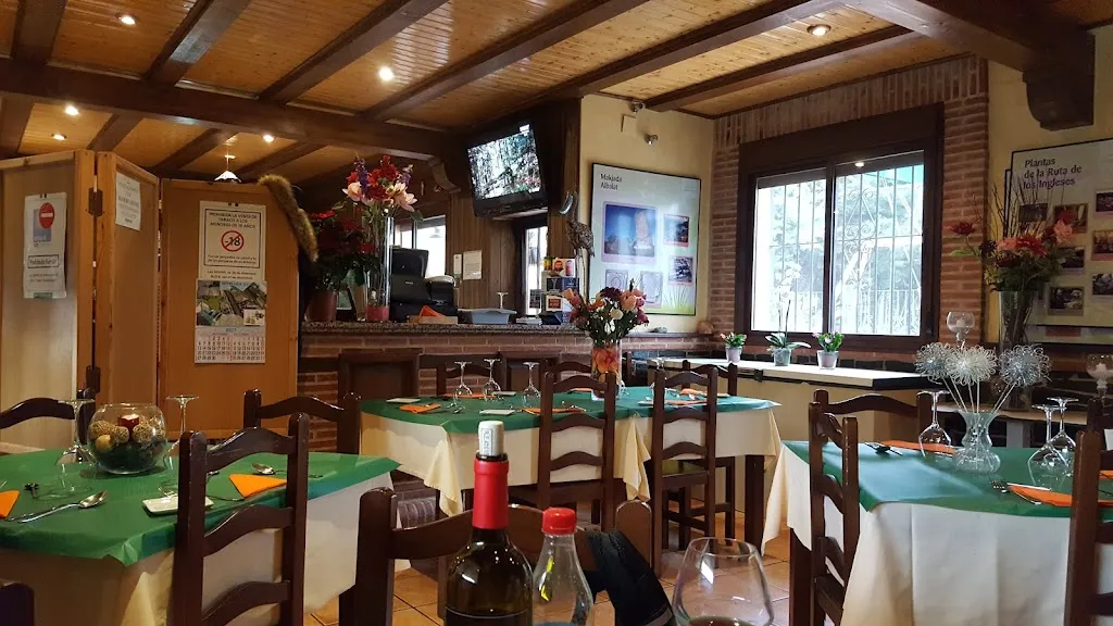 La campana de Albalat 2025 restaurant in Romangordo