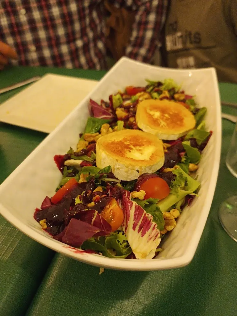 Maria Concepción P M_BAR RESTAURANTE BAKU_Rosalejo_review