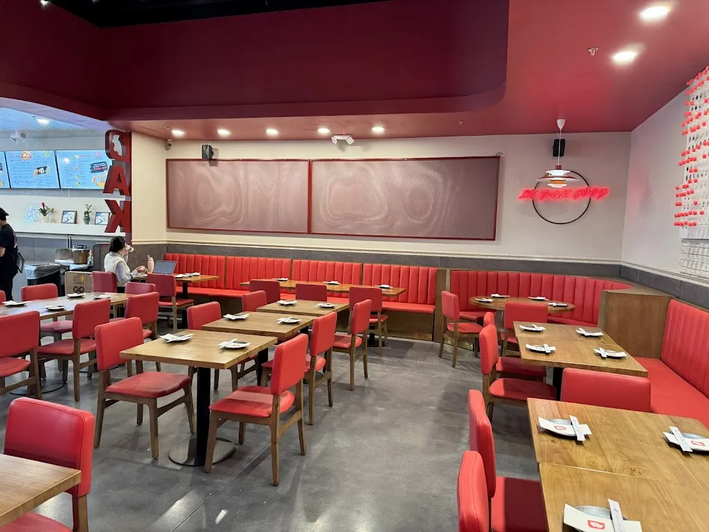 Dak Good restaurant in Portaje