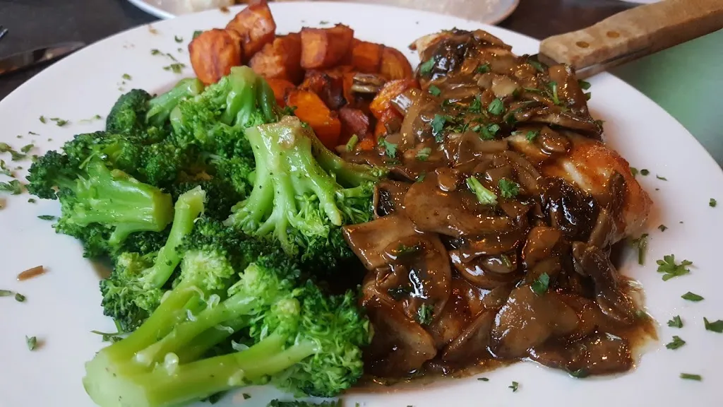 Menu_Monelli's Italian Grill & Sports Bar_Portaje_image_6