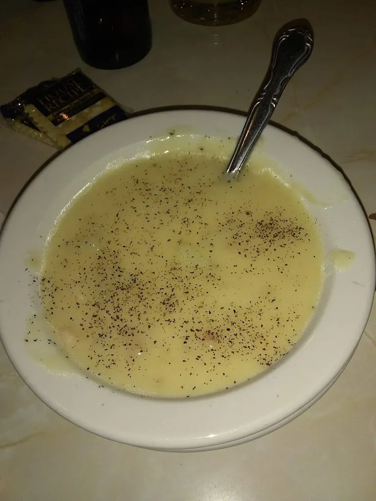 Menu_Dino’s Restaurant and Lounge_Portaje_image_3